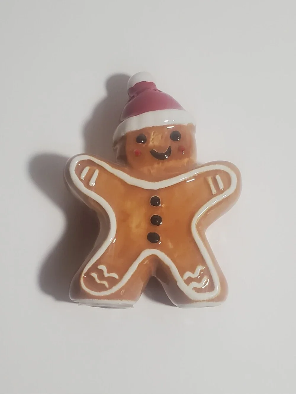 SALT & PEPPER SHAKERS Holiday Gingerbread Theme Ceramic in Red and Brown NWOT